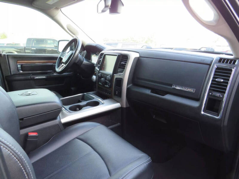 2017 RAM 1500 Laramie