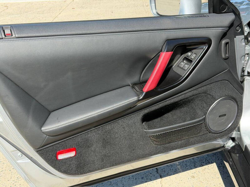 2015 Nissan GT-R Black Edition