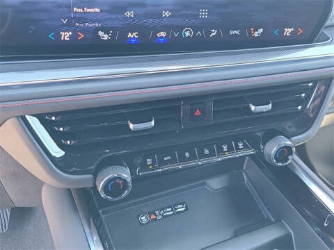 2025 Chevrolet Suburban RST