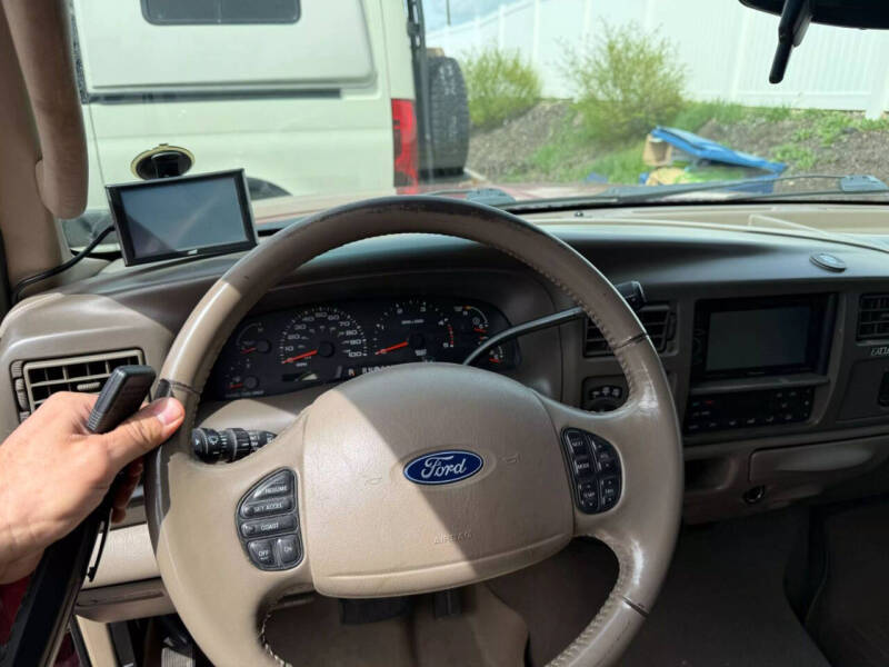 2004 Ford Excursion Eddie Bauer