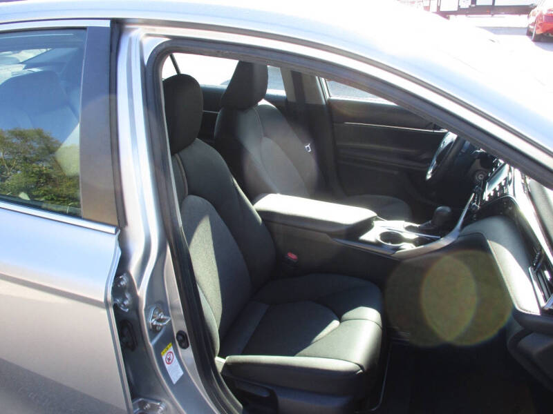 2019 Toyota Camry LE