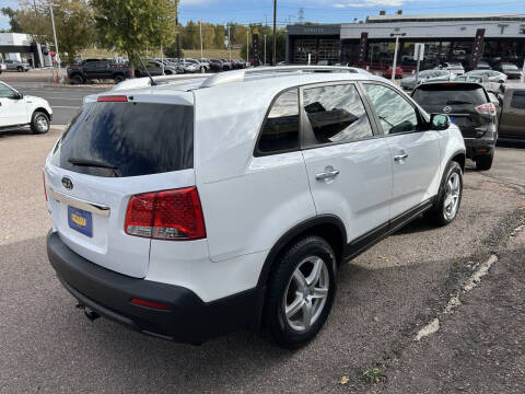 2011 Kia Sorento LX