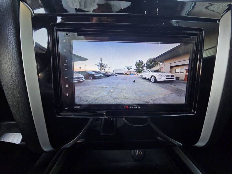 2016 Nissan Pathfinder S