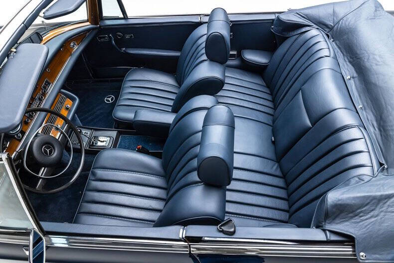 1969 Mercedes-Benz 280-Class