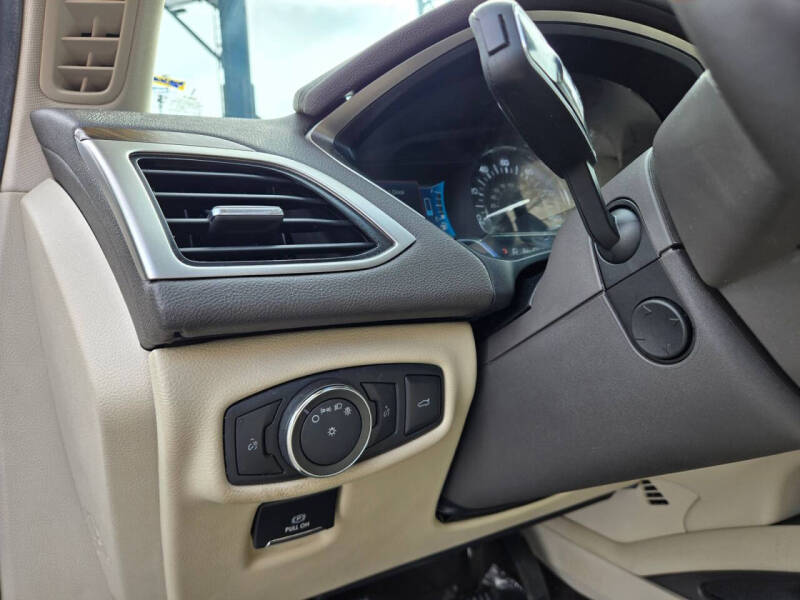 2017 Lincoln MKZ Hybrid Select