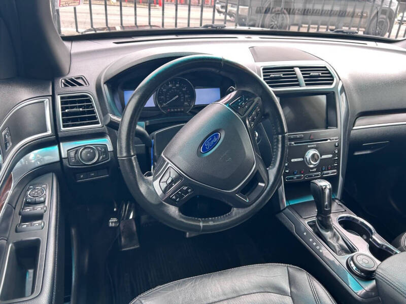 2017 Ford Explorer Limited