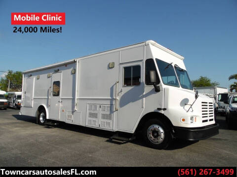 2003 Freightliner MT55 Chassis