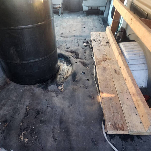 2000 Ford E-350 XL SD