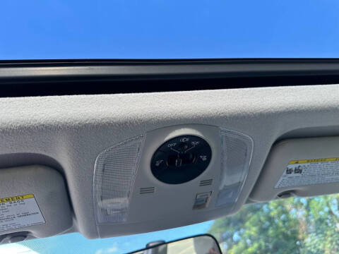 2013 Toyota Prius Three