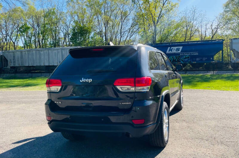 2017 Jeep Grand Cherokee Laredo
