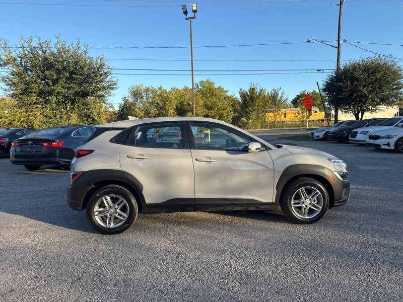 2023 Hyundai Kona SE