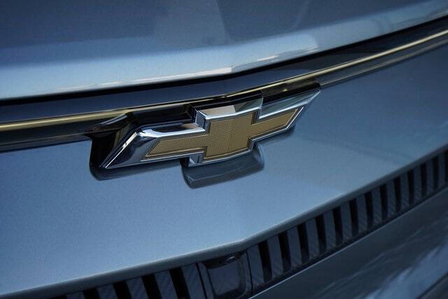 2025 Chevrolet Equinox EV LT 2