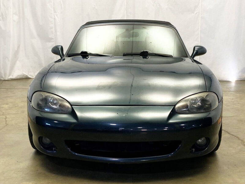 2005 Mazda MX-5 Miata