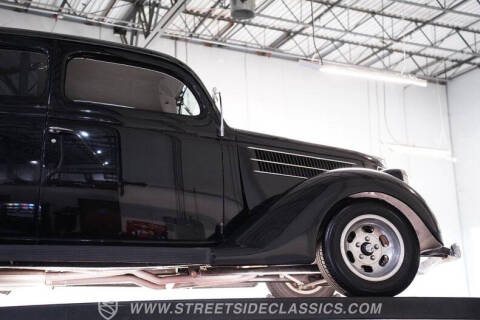 1936 Ford Tudor