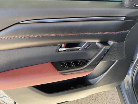 2025 Mazda CX-50 Hybrid Premium Plus