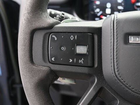2023 Land Rover Defender 90 V8