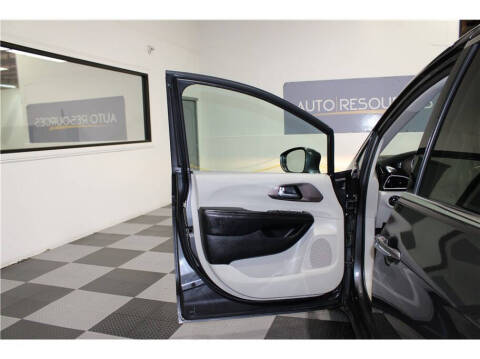 2019 Chrysler Pacifica Touring L