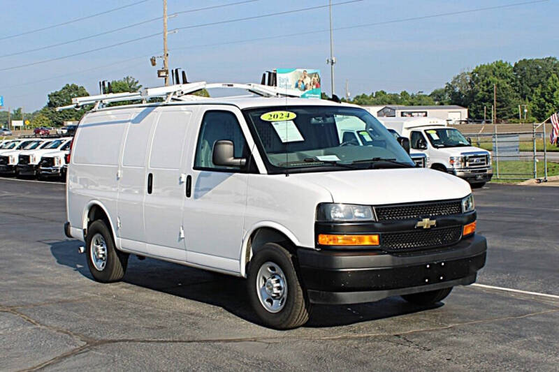 2024 Chevrolet Express 2500