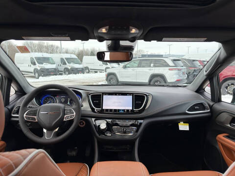 2026 Chrysler Pacifica Pinnacle