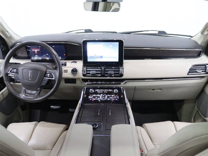 2021 Lincoln Navigator L Reserve