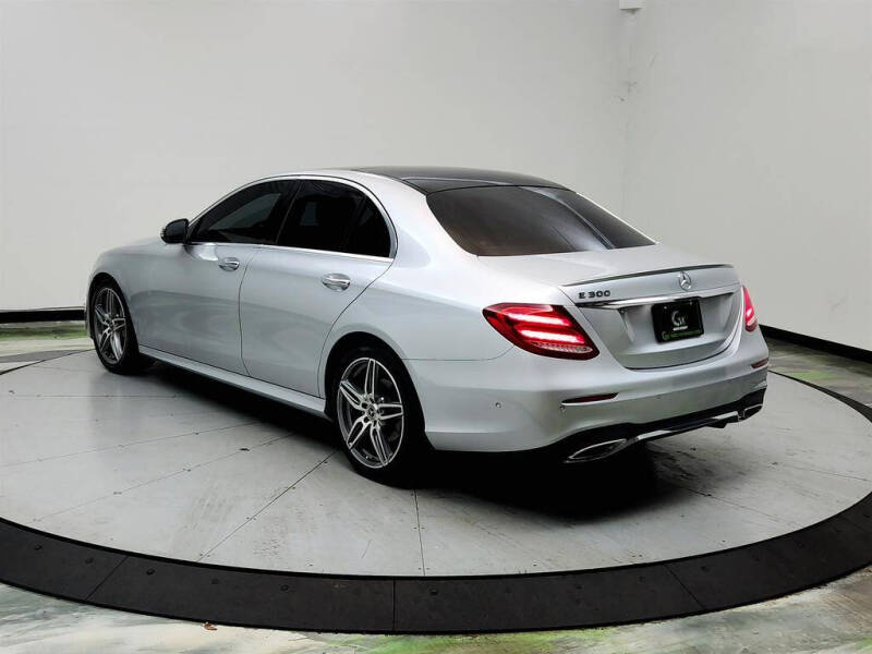2019 Mercedes-Benz E-Class E 300