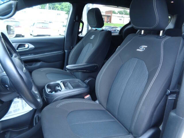 2020 Chrysler Pacifica Touring