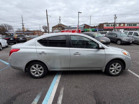 2012 Nissan Versa