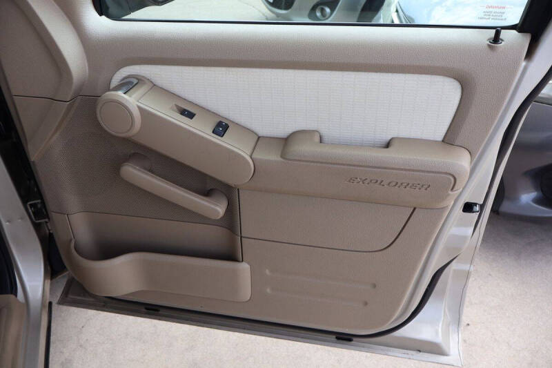 2007 Ford Explorer XLT