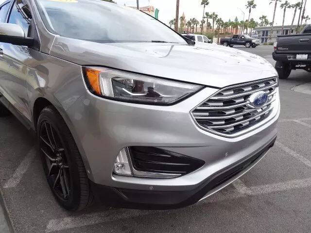 2020 Ford Edge Titanium