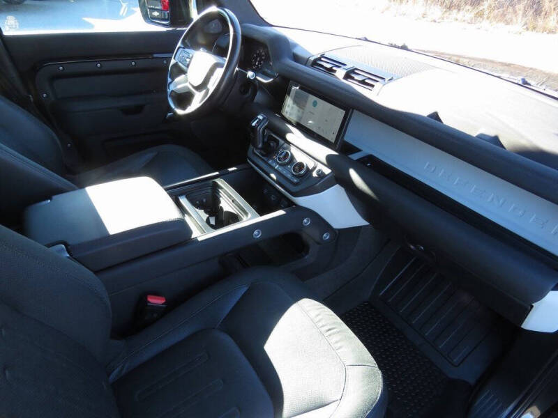 2020 Land Rover Defender 110 S