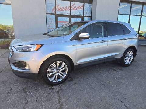 2022 Ford Edge Titanium