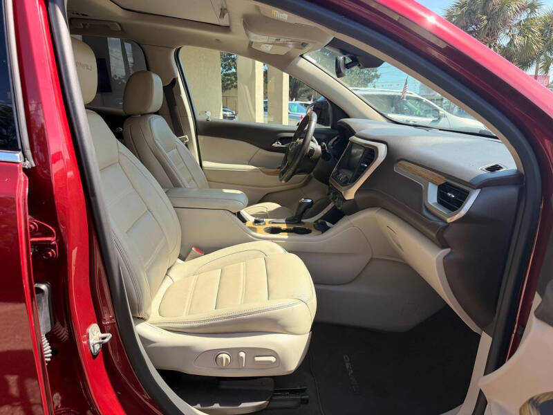 2017 GMC Acadia Denali