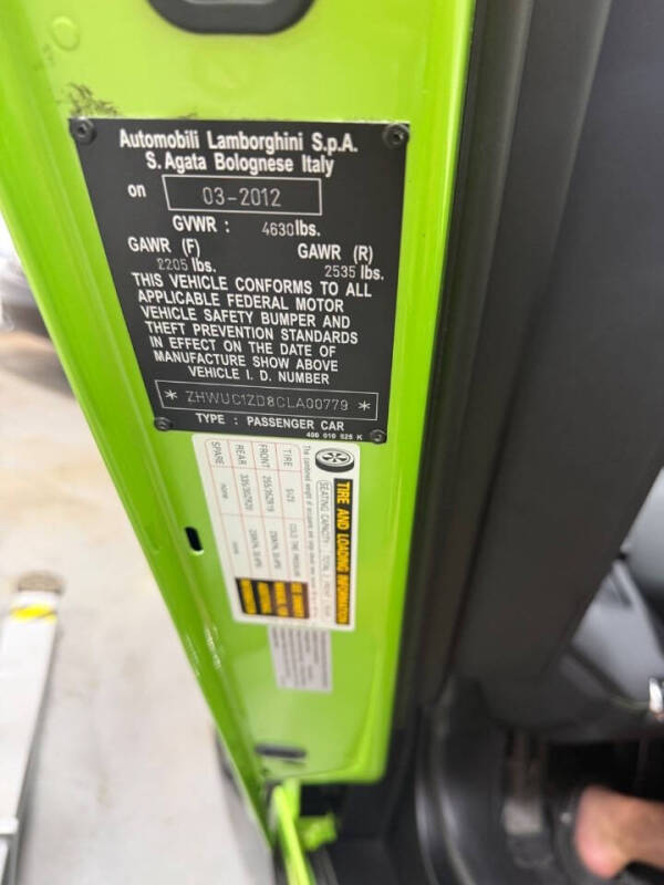 2012 Lamborghini Aventador LP 700-4