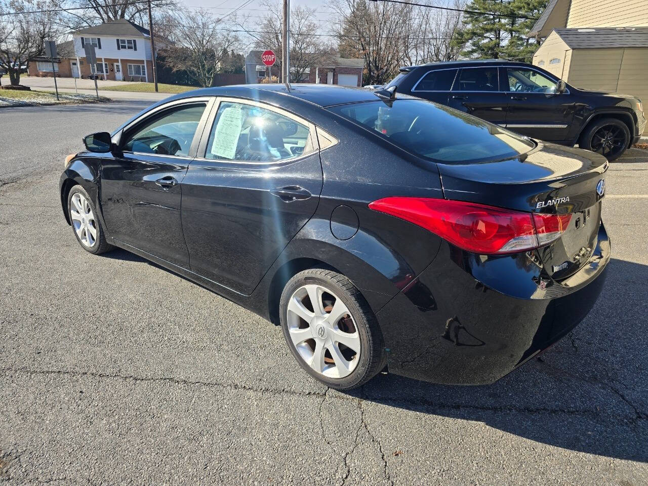 2011 Hyundai ELANTRA for sale at QUEENSGATE AUTO SALES in York, PA