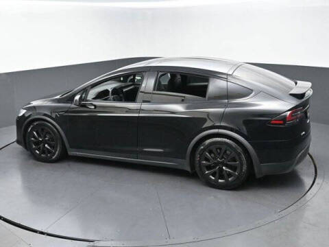 2023 Tesla Model X Standard Range