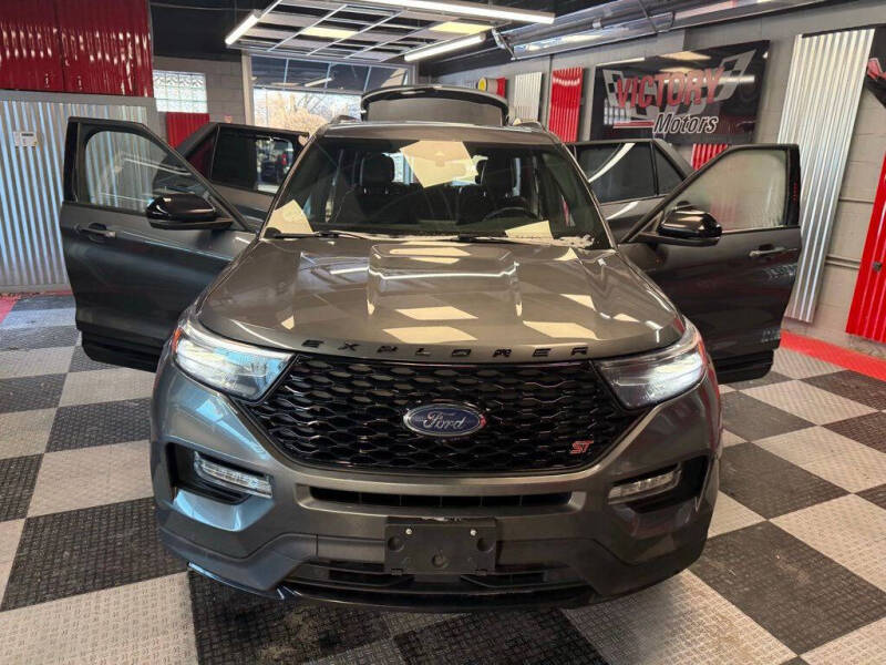 2022 Ford Explorer ST