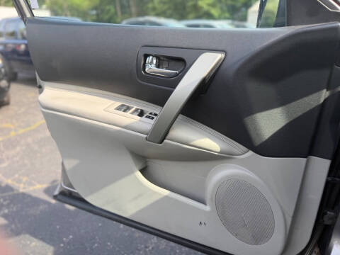 2011 Nissan Rogue SV