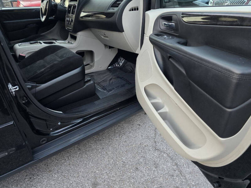 2016 Dodge Grand Caravan SXT