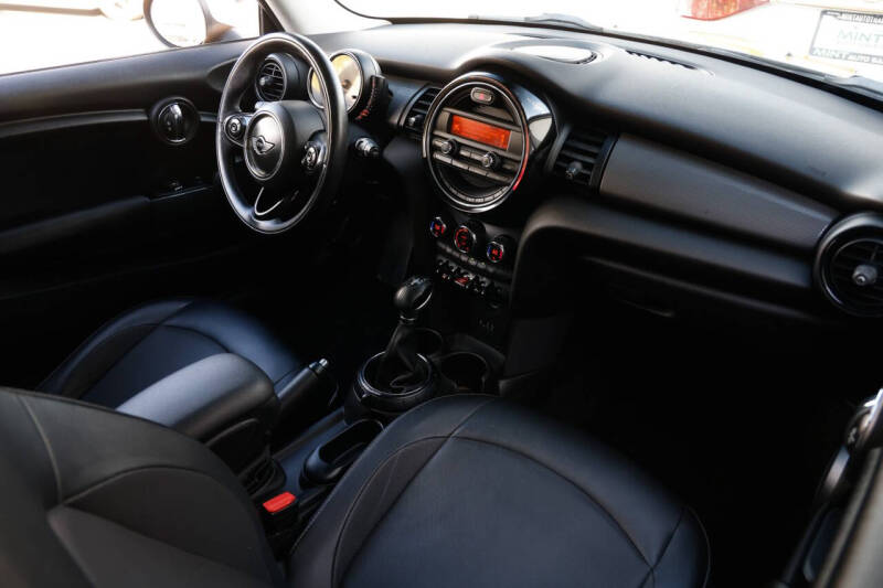 2015 MINI Hardtop 2 Door Cooper