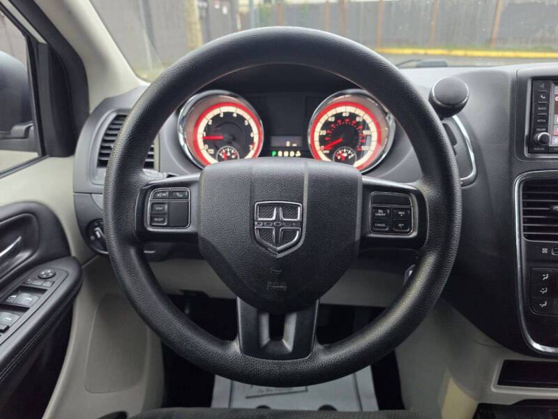 2018 Dodge Grand Caravan SE