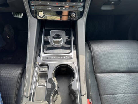 2017 Jaguar F-PACE S