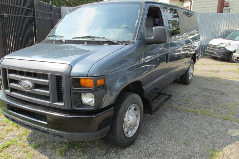 2013 Ford E-Series E-150