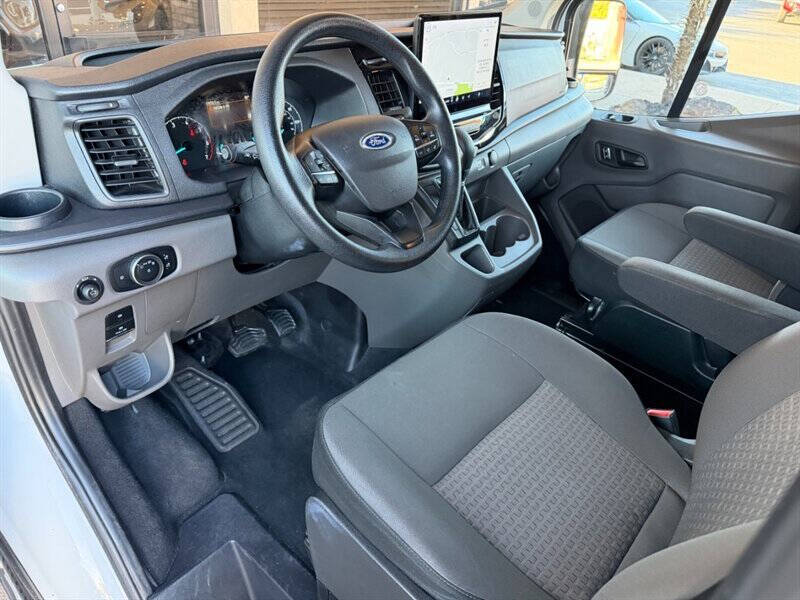 2023 Ford Transit 350 XLT