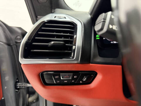 2022 BMW M8 Competition