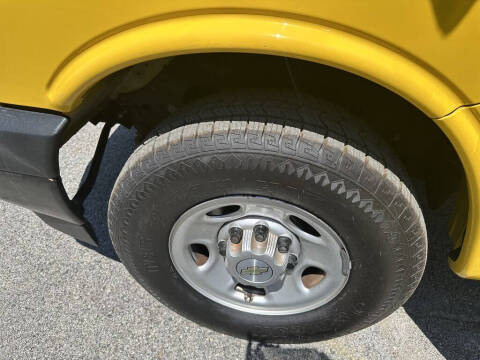 2022 Chevrolet Express 2500