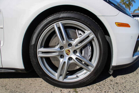 2020 Porsche Panamera