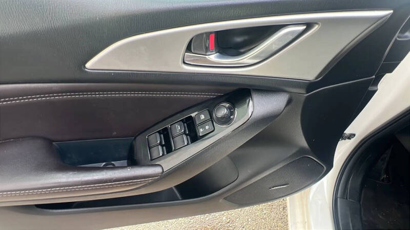 2017 Mazda MAZDA3 Touring