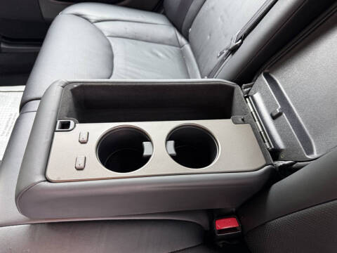 2005 Lexus LS 430