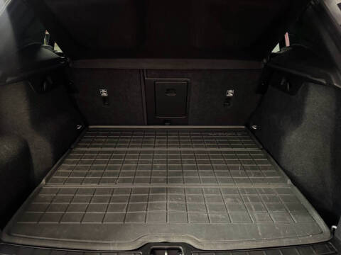 2021 Volvo XC40 T5 R-Design