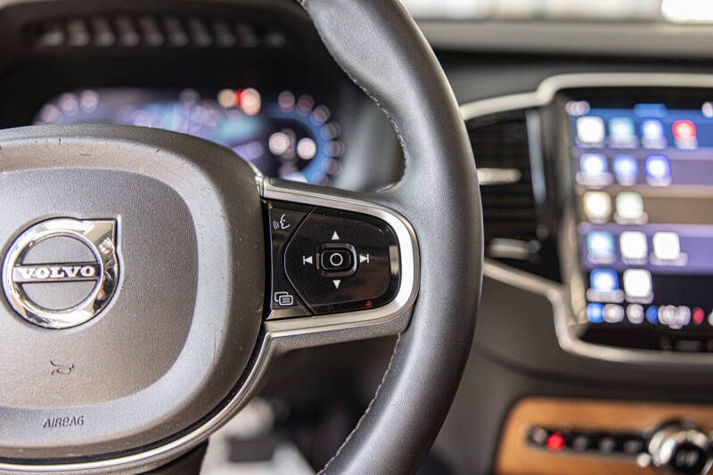 2025 Volvo XC90 B6 Plus Bright Theme 7P